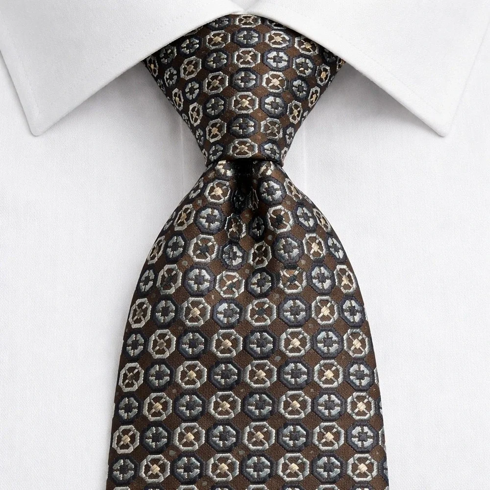 Men's 3.5 Inch Silk Tie Brown Blue Geometric‎ Medallion Italy Luxury Preppy